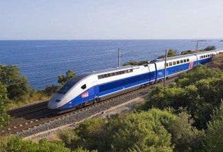 Viagem de trem de Paris a Barcelona