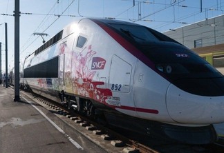 Viagem de trem de Bordeaux a Lourdes