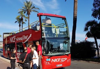 Passeio de ônibus turístico em Nice
