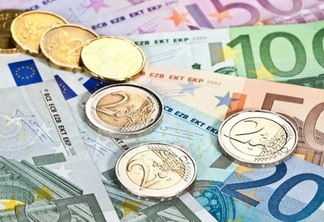 Euros - notas e moedas
