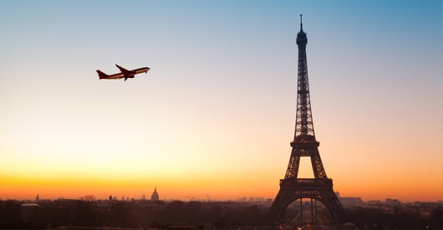 Avião em Paris