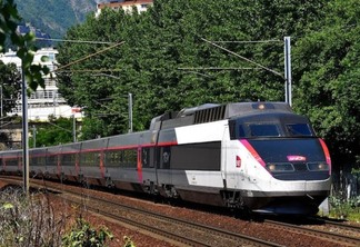Viagem de trem de Paris a Grenoble