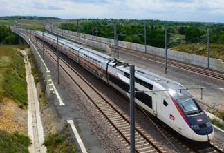 Viagem de trem de Paris a Bordeaux