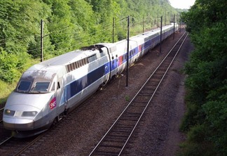 Viagem de trem de Paris a Luxemburgo