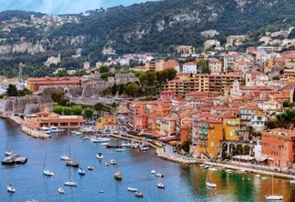 Vista da costa de Nice