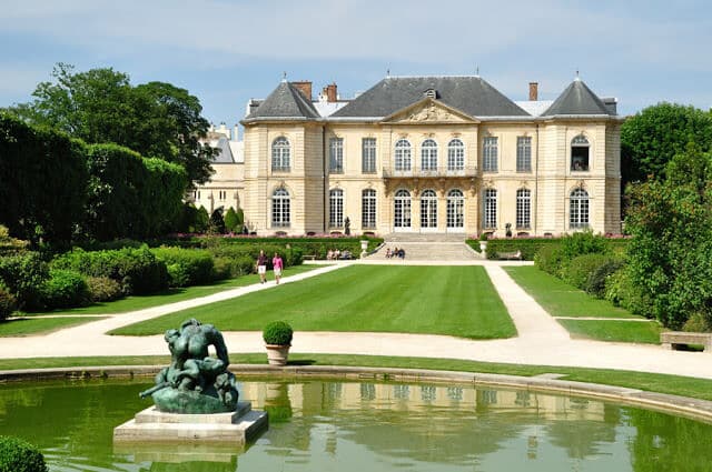Coleções de arte do museu Rodin em Paris
