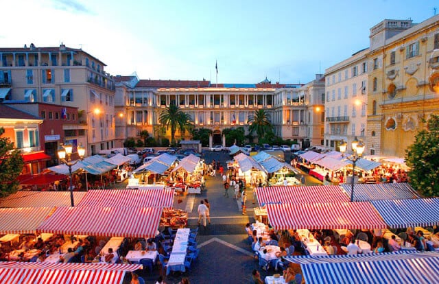 Feirinha em Vieux Nice