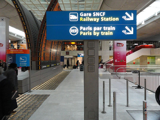 Estação Aéroport Charles de Gaulle 2 TGV