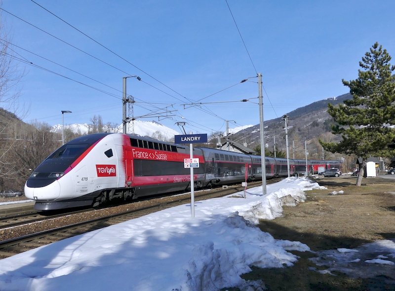 Trem TGV Lyria entre França e Suíça