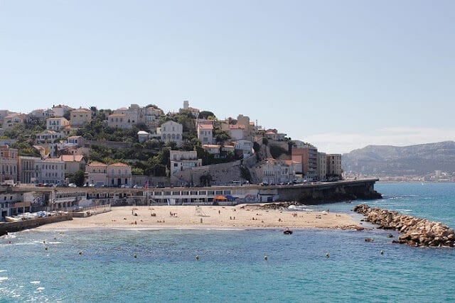 Vista da praia em Marselha
