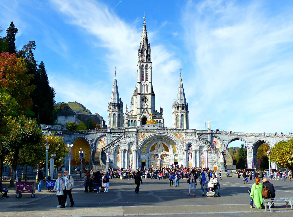 Basílica de Nossa Senhora de Lourdes
