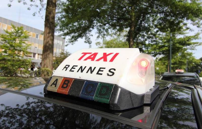 Táxi em Rennes