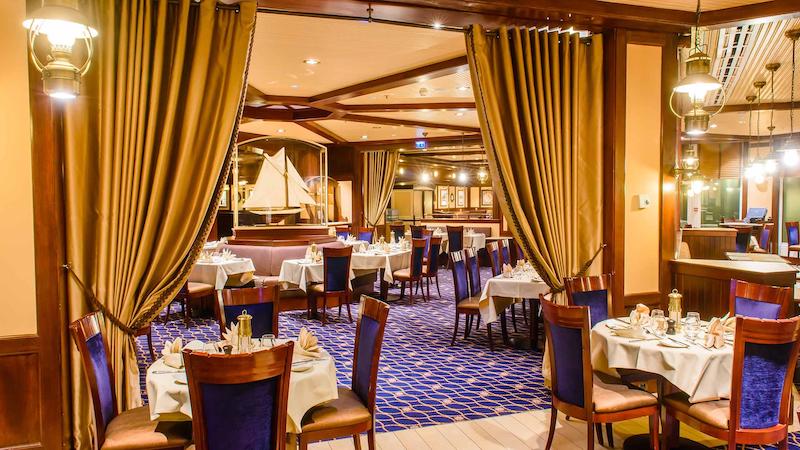 Yacht Club Restaurant no Disney Newport Bay Club em Paris