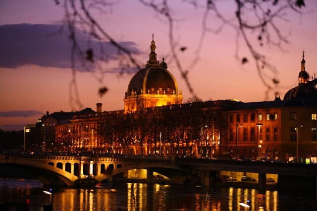 Noite em Lyon