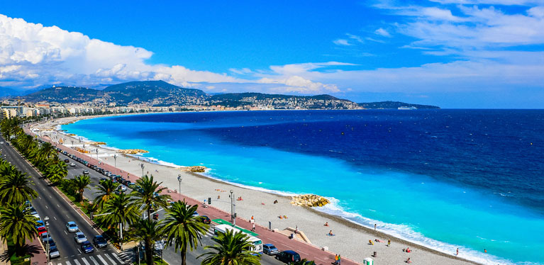 Vista da praia em Nice
