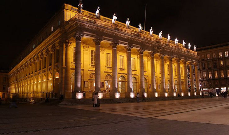 Grand Theatre em Bordéus à noite