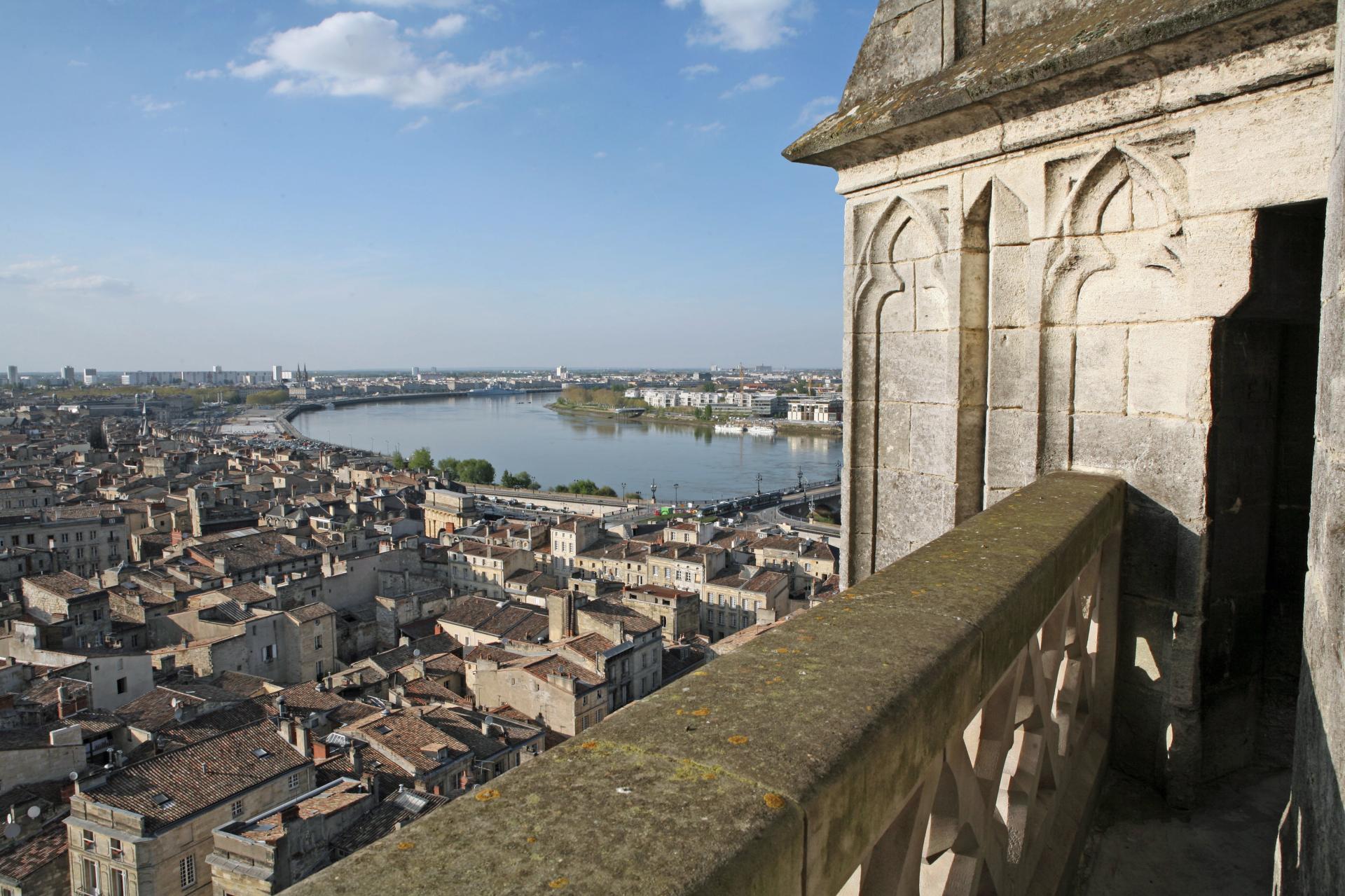 Vista da torre da Basílica de Saint Michel