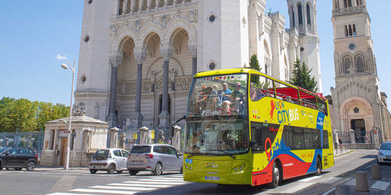 Ônibus turístico de Lyon